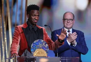 COM VINI JUNIOR COMO FAVORITO FIFA ENTREGA HOJE O PRÊMIO DO MELHOR JOGADOR DO MUNDO