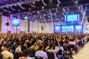 MEGA AULÃO DO ENEM REÚNE CERCA DE 7 MIL ESTUDANTES NO CENTRO DE CONVENÇÕES