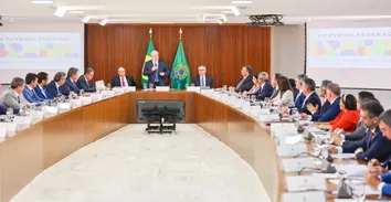 JERÔNIMO E LULA DISCUTEM PEC DA SEGURANÇA PÚBLICA EM BRASÍLIA