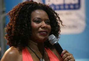 MINISTRA MARGARETH MENEZES SAI EM DEFESA DA CRIAÇÃO DE NOVOS CIRCUITOS DE CARNAVAL