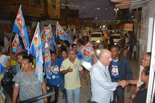 JOSÉ RONALDO SE COMPROMETE A IMPLANTAR CRECHE NA ROCINHA E REALIZAR OBRAS DE INFRAESTRUTURA