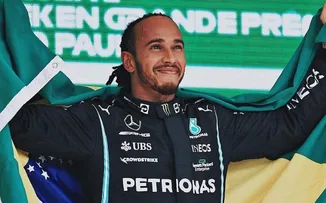 LEWIS HAMILTON REVELA LUTA CONTRA DEPRESSÃO DESDE OS 13 ANOS