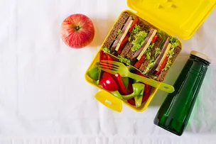 DIA DAS CRIANÇAS: 5 DICAS PARA MONTAR UMA LANCHEIRA ESCOLAR NUTRITIVA