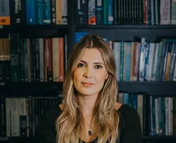 PRISCILA LIMA ALMEIDA -  AS PROPOSTAS DO GOVERNO DE ALTERAR REGRAS NA CLT