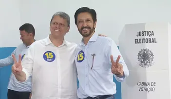 SÃO PAULO: AO LADO DO GOVERNADOR TARCÍSIO, RICARDO NUNES VOTA EM ESCOLA DA ZONA SUL