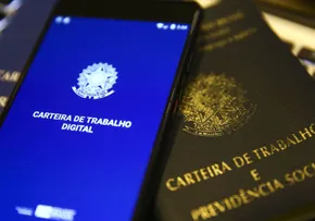 INDICADOR ANTECEDENTE DE EMPREGO RECUA PELA PRIMEIRA VEZ EM TRÊS MESES