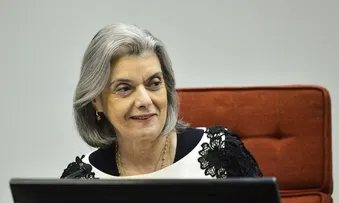 CÁRMEN LÚCIA DIZ QUE DESINFORMAÇÃO NAS ELEIÇÕES É "CABRESTO DIGITAL"