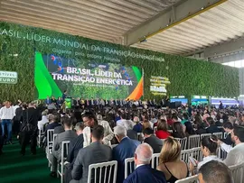SDE CELEBRA SANÇÃO DA LEI DO COMBUSTÍVEL DO FUTURO PELO PRESIDENTE DA REPÚBLICA