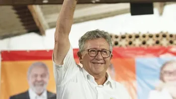 CAMAÇARI: COM 50% DAS URNAS APURADAS, LUIZ CAETANO LIDERA COM 50,9%