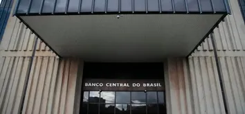 LULA INDICA TRÊS NOMES PARA DIRETORIA DO BANCO CENTRAL