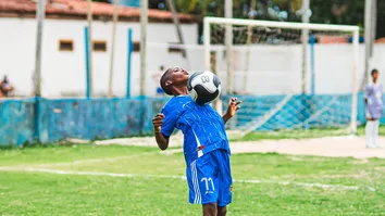 ESPORTE CLUBE BAHIA PROMOVE AVALIAÇÃO DE TALENTOS EM PRADO COM GRANDE SUCESSO E SELECIONA DOIS ATLETAS LOCAIS