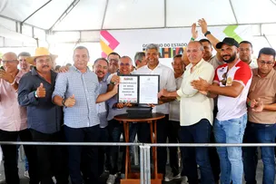 GOVERNADOR ASSINA AUTORIZAÇÃO PARA CONSTRUÇÃO DE POLICLÍNICA EM REMANSO
