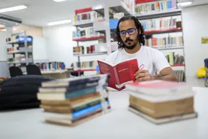 AUXÍLIO: GOVERNO DA BAHIA LIBERA R$ 6,8 MILHÕES PARA ESTUDANTES CARENTES