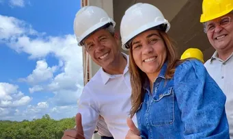 REFORMA DO SECRETARIADO: ROBERTA SANTANA DEVE FICAR NA SESAB