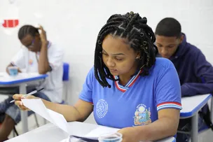 REDES ESTADUAL E MUNICIPAIS INICIAM APLICAÇÃO DO SISTEMA DE AVALIAÇÃO BAIANO DA EDUCAÇÃO BÁSICA
