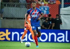 TRICOLOR TERÁ O RETORNO DO ZAGUEIRO KANU PARA JOGAR CONTRA ATHLETICO-PR EM SALVADOR