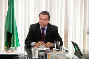 MINISTRO DIZ QUE ESCALA 6X1 DEVE SER NEGOCIADA EM ACORDO COLETIVO