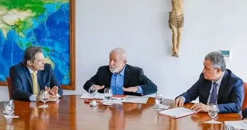 FAZENDA PROPÕE CORTE DE R$ 70 BILHÕES EM GASTOS AO CONGRESSO