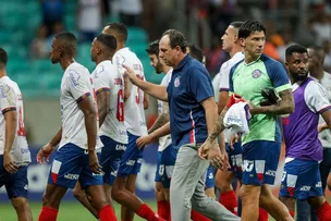 TERCEIRO CARTÃO AMARELO TIRA ZAGUEIRO E MEIA DE PRÓXIMO JOGO DO BAHIA