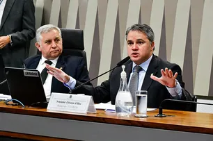 TRÊS PROJETOS VOLTAM PARA COMISSÃO DE PROCESSOS ADMINISTRATIVO E TRIBUTÁRIO