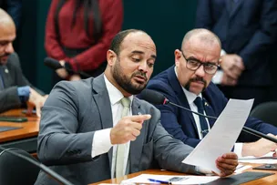 CAPITÃO ALDEN DEFENDE USO DE ALGEMAS EM MENORES INFRATORES