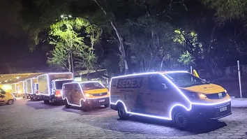 PAPAI NOEL DOS CORREIOS: CARREATA DE LUZ ACONTECE EM SALVADOR NO MÊS DE DEZEMBRO