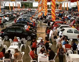 SONHO DO CARRO NOVO: CONCESSIONÁRIAS TÊM DESCONTO DE ATÉ R$ 30 MIL NO FINAL DO ANO