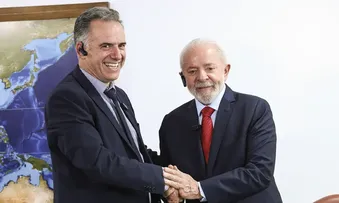 LULA RECEBEU HOJE PRESIDENTE ELEITO DO URUGUAI NO PALÁCIO DO PLANALTO