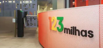 SÓCIOS DA 123MILHAS SE TORNAM RÉUS POR SUSPEITAS DE FRAUDE E LAVAGEM DE DINHEIRO