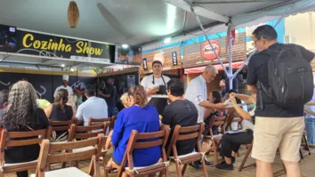 CULTURA E GASTRONOMIA ATRAEM MILHARES DE VISITANTES À COSTA DOS COQUEIROS