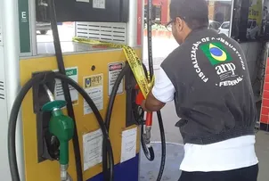 POSTOS DE COMBUSTÍVEIS NA BAHIA SÃO INTERDITADOS POR IRREGULARIDADES