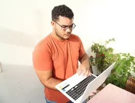 QUASE 90% DOS APOSTADORES ONLINE ACUMULAM DÍVIDAS, APONTA PESQUISA