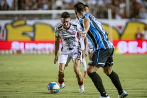 VITÓRIA EMPATA COM O GRÊMIO E GARANTE VAGA NA SUL-AMERICANA