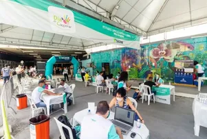 DIA DE COOPERAR LEVA SERVIÇOS GRATUITOS À ESTAÇÃO DA LAPA