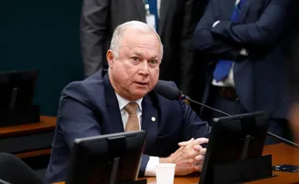 PAULO AZI REBATE EDEN VALADARES E DIZ QUE PT TEM “LIGAÇÃO UMBILICAL” COM CORRUPÇÃO: “O PT É RECORDISTA EM ESCÂNDALOS”