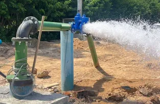 NOVO POÇO ENTRA EM OPERAÇÃO PARA REFORÇAR ABASTECIMENTO EM LOCALIDADES DO LITORAL NORTE