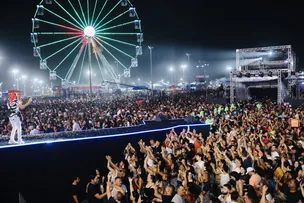 FESTIVAL VIRADA SALVADOR 2025 TEM DUAS NOITES DE SUCESSO COM MAIS DE 300 MIL PESSOAS NA ORLA DA BOCA DO RIO