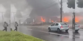 NATAL LUZ DE GRAMADO É CANCELADO APÓS QUEDA DE AVIÃO