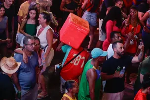 AMBULANTES FATURAM ATÉ R$ 1,4 MIL POR DIA NO FESTIVAL VIRADA SALVADOR