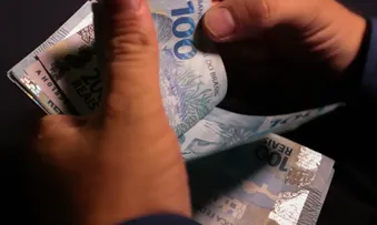 LULA SANCIONA REGRA QUE LIMITA AUMENTO DO SALÁRIO MÍNIMO; ENTENDA