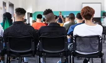 UMA A CADA 3 FAMÍLIAS DIZ QUE FILHOS NÃO APRENDEM O ESPERADO NA ESCOLA