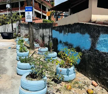 LIMPURB PERCORRE RUAS DO BONFIM PARA CONSCIENTIZAÇÃO SOBRE DESCARTE IRREGULAR DE LIXO