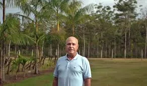 BAIANO DE FAMÍLIA TRADICIONAL FAZ JOINT VENTURE COM A APPLE E VAI COMPRAR TERRAS NA BAHIA PARA AMPLIAR O PROJETO