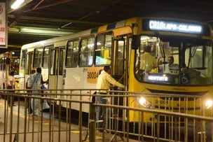 ENTIDADES ORGANIZAM PROTESTO CONTRA AUMENTO DA TARIFA DE ÔNIBUS EM SALVADOR