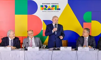 PRIORIDADE DO GOVERNO EM 2025 É BARATEAR OS ALIMENTOS, DIZ LULA