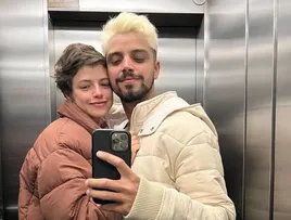 AGATHA MOREIRA DESABAFA SOBRE CRÍTICAS RELACIONADAS A BISSEXUALIDADE DE RODRIGO SIMAS: 'AINDA É UM TABU'