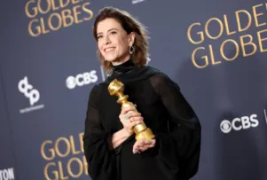 FERNANDA TORRES DEMONSTRA SURPRESA AO VENCER GLOBO DE OURO E REVELA CONFIANÇA DA MÃE: 'TINHA CERTEZA'