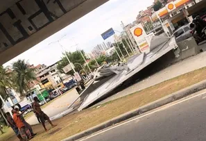 ACIDENTE NA VASCO DA GAMA PARALISA TRÂNSITO NA REGIÃO NESTA SEGUNDA (13)