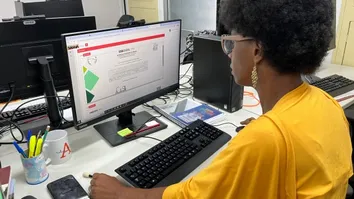 ESTUDANTES DE ESCOLAS PÚBLICAS CONHECEM ESPAÇOS CULTURAIS DURANTE AS FÉRIAS