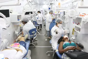 SECRETARIA DE SAÚDE DO ESTADO RETOMA FEIRA DA SAÚDE MAIS PERTO COM OFERTA DE SERVIÇOS ODONTOLÓGICOS NO PELOURINHO